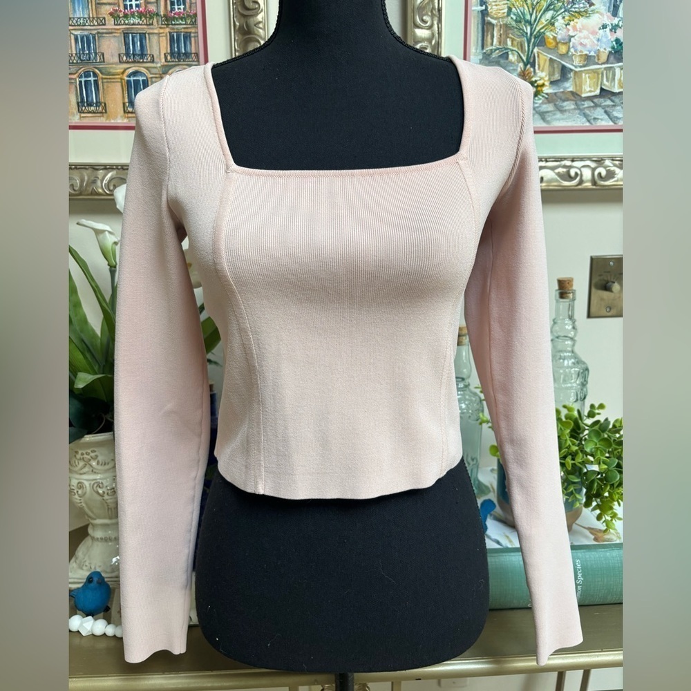 Kendall & Kylie Pastel Pink Fitted Ribbed Long Sleeve Crop Top Blouse Sz M - Picture 2 of 6